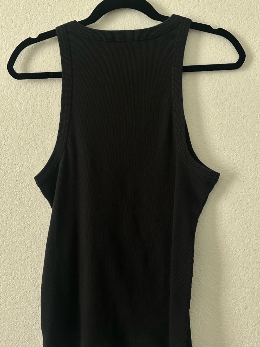 James Perse Black Ribbed Tank - Picture 5 of 8